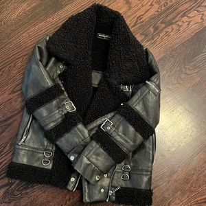 Maniere de Voir black moto jacket